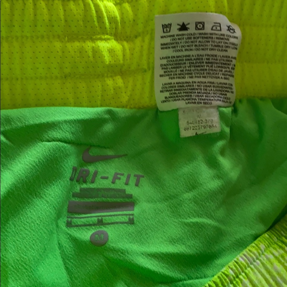 NIKE Running Shorts - Picture 6 of 6